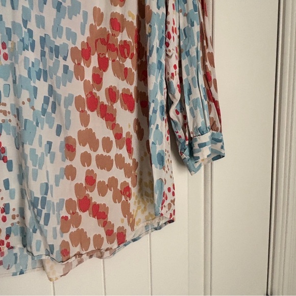 Ann Taylor L Patterned Blouse - Picture 4 of 5